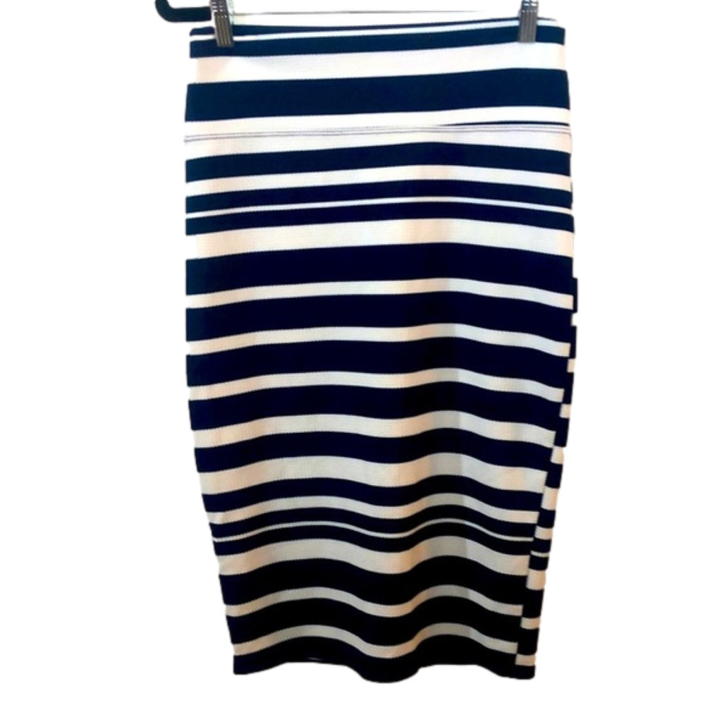 𝅺derek Heart pencil skirt, L, polyester/ spandex, stripes